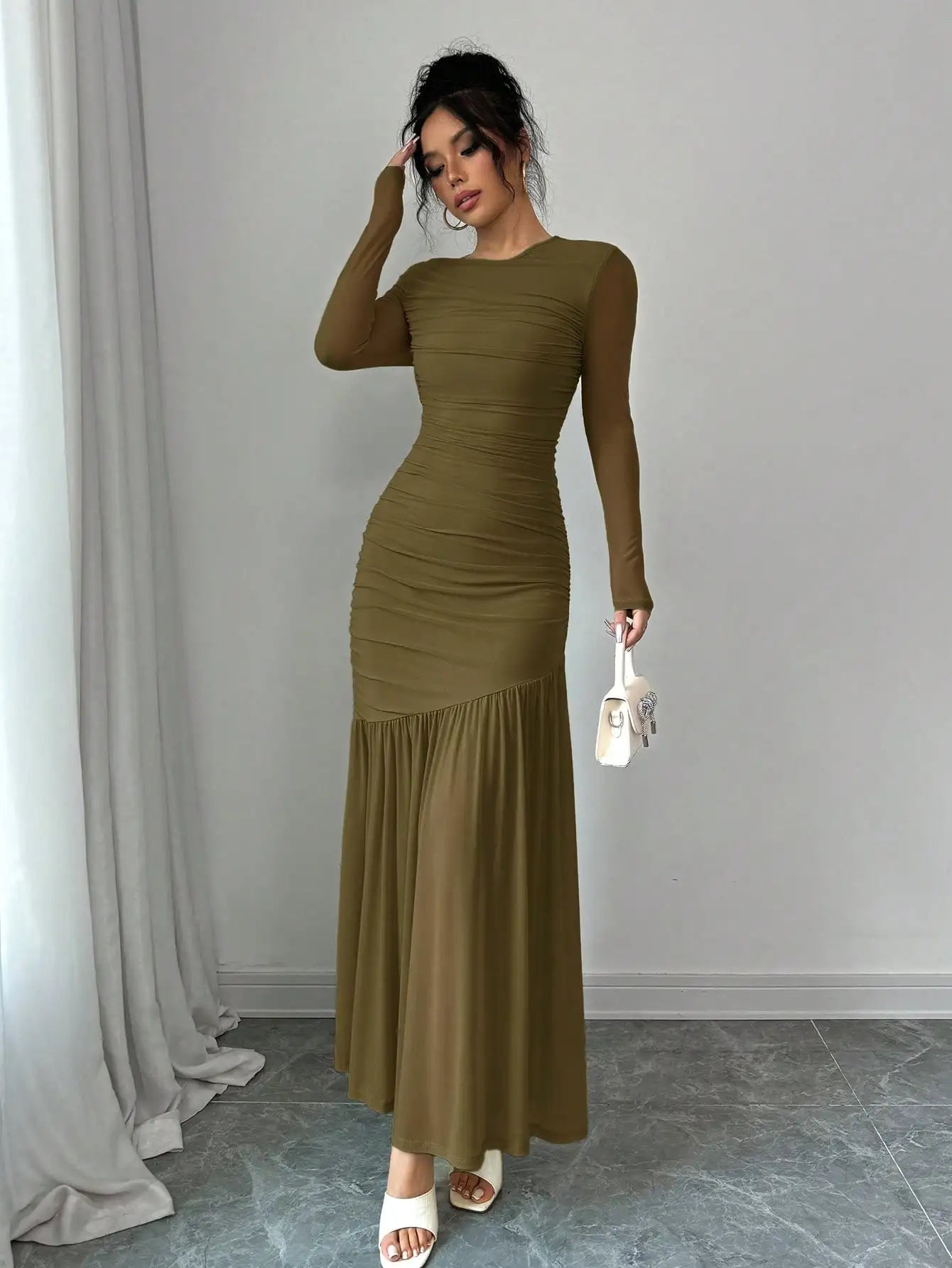Elegant Mint Green Long Sleeve Round Neck Floor-Length Dress For Women