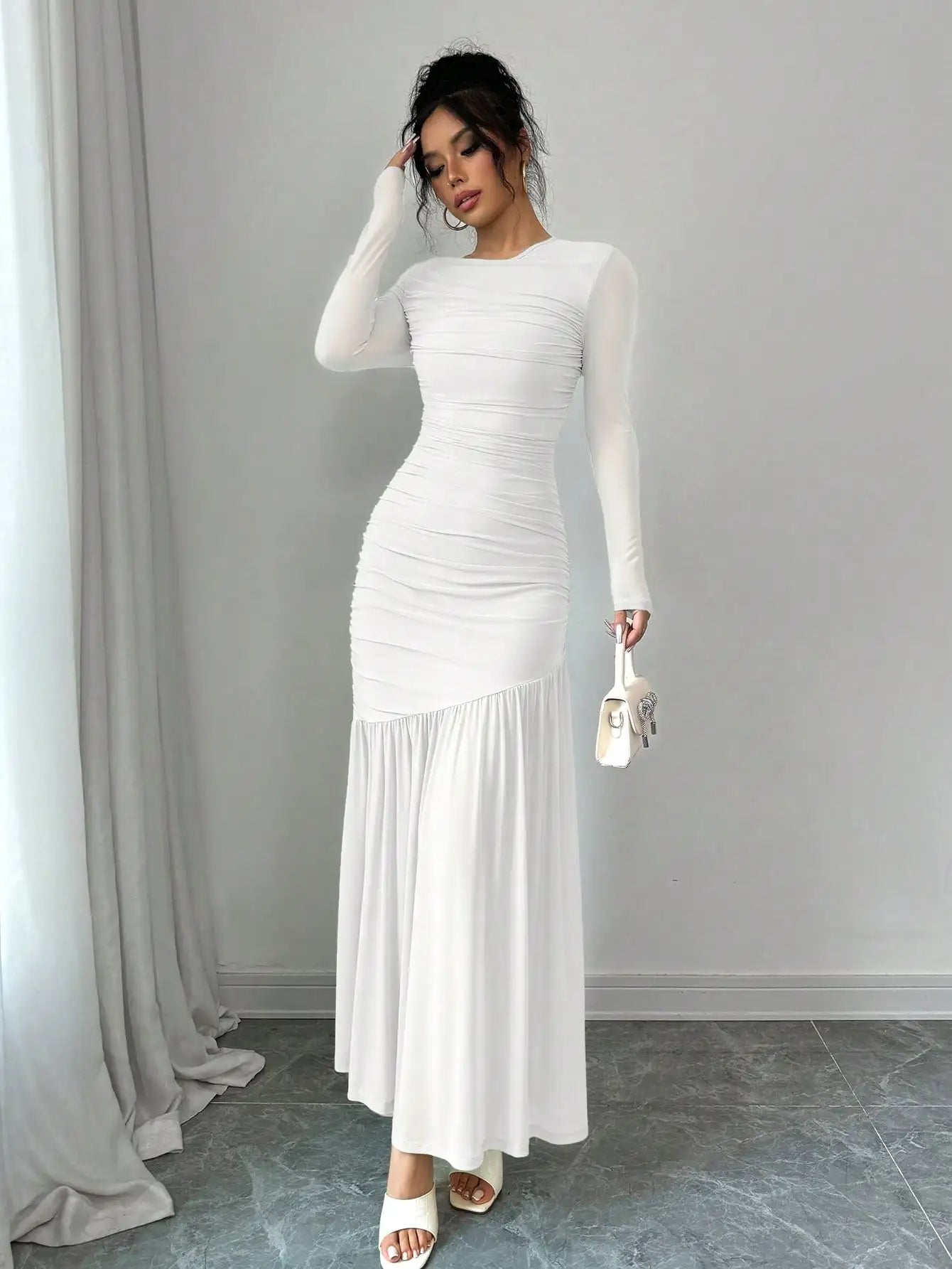 Elegant Mint Green Long Sleeve Round Neck Floor-Length Dress For Women