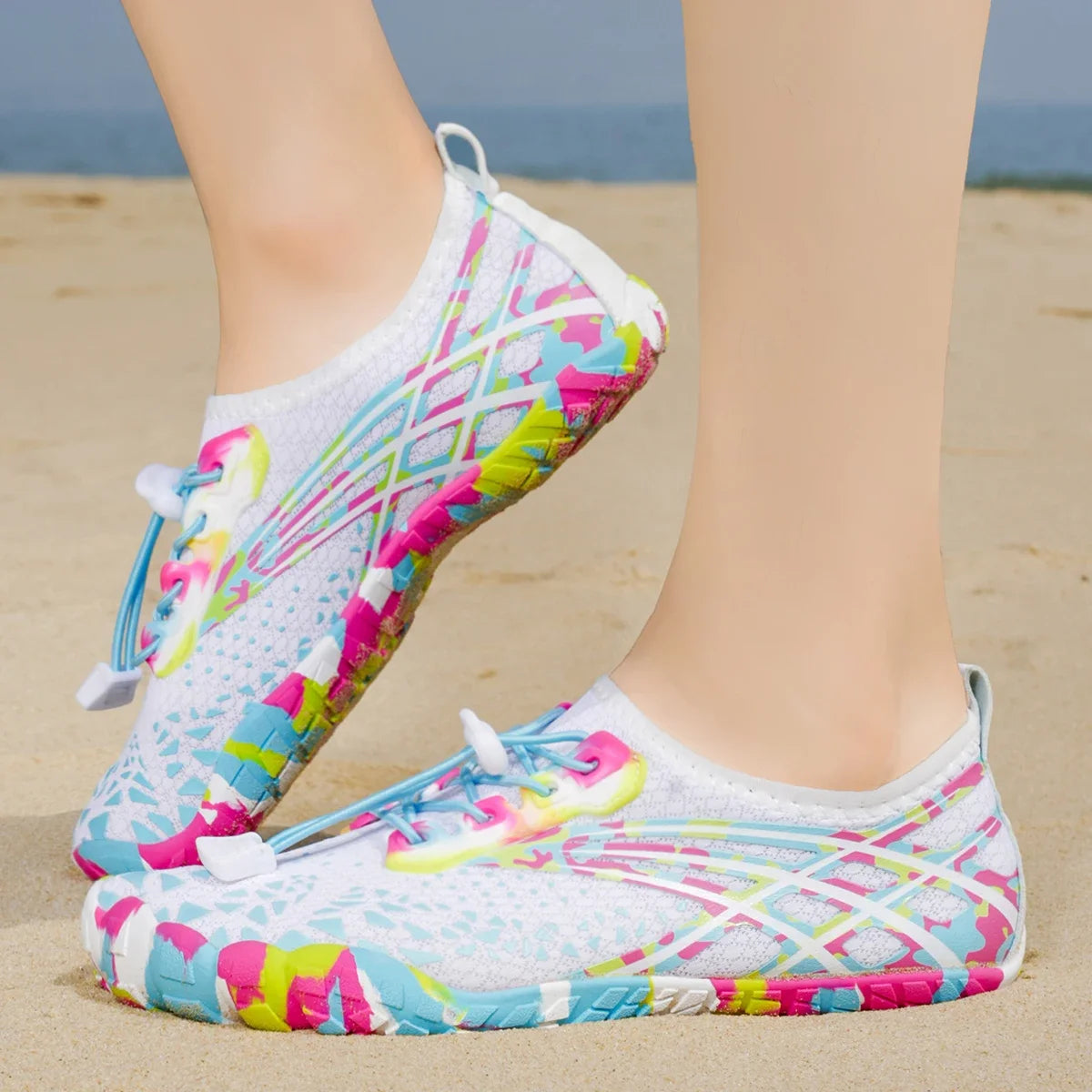 Women Camo Print Quick Dry Water Shoes Barefoot Aqua Sneakers Non Slip Five Fingers Beach Swim Surfing River Trekking Yoga Quick Lace Lightweight Outdoor Sports Footwear 2026 New
