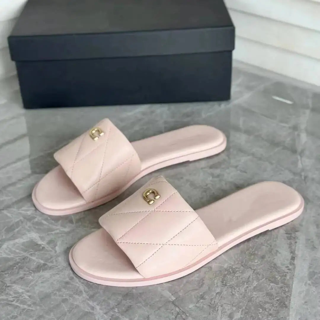 2026 Early Spring New Versatile Fashion Flat Casual Slippers For Seaside Vacations