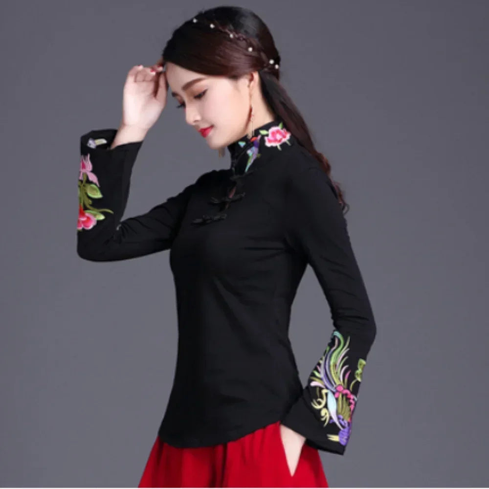 Ethnic Style Streetwear Fashion Casual Women Clothing Shirts for Women Vintage Clothes Tshirt Y2k Top Women Clothes Embroidery