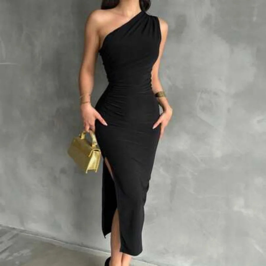 【New style】French-Sexy Ocean Green Or Black Long Dress With An Asymmetric Off-Shoulder Neckline, Pure Solid Color, A Sleeveless