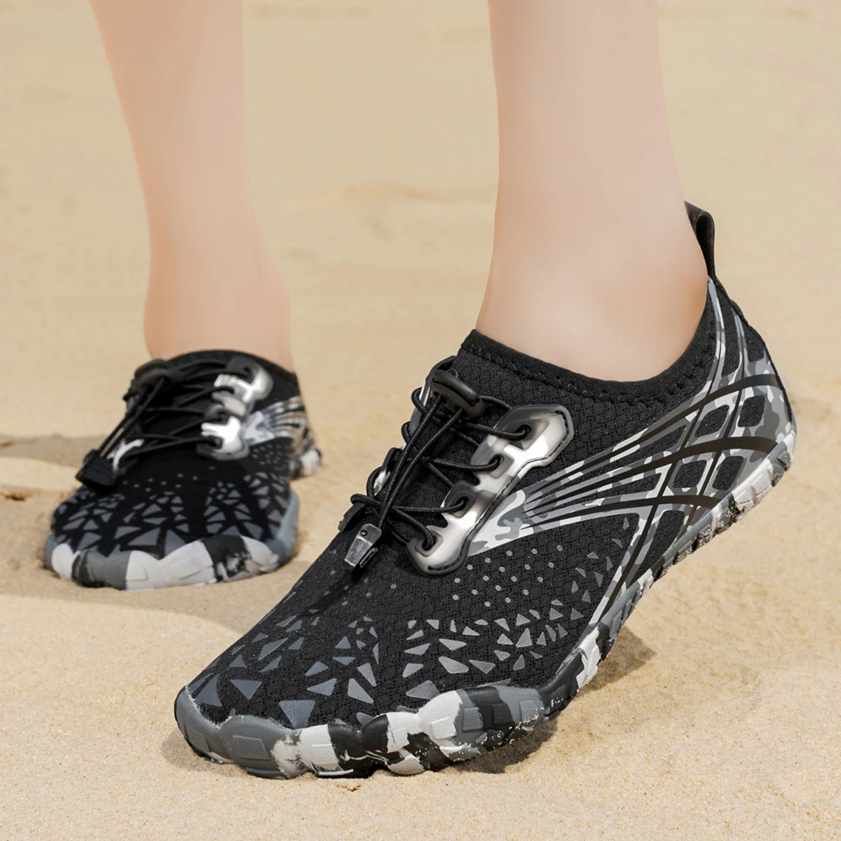 Women Camo Print Quick Dry Water Shoes Barefoot Aqua Sneakers Non Slip Five Fingers Beach Swim Surfing River Trekking Yoga Quick Lace Lightweight Outdoor Sports Footwear 2026 New