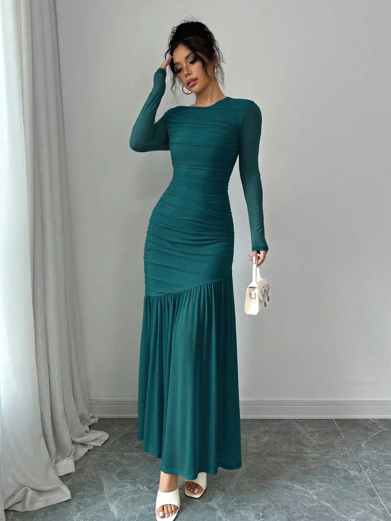 Elegant Mint Green Long Sleeve Round Neck Floor-Length Dress For Women