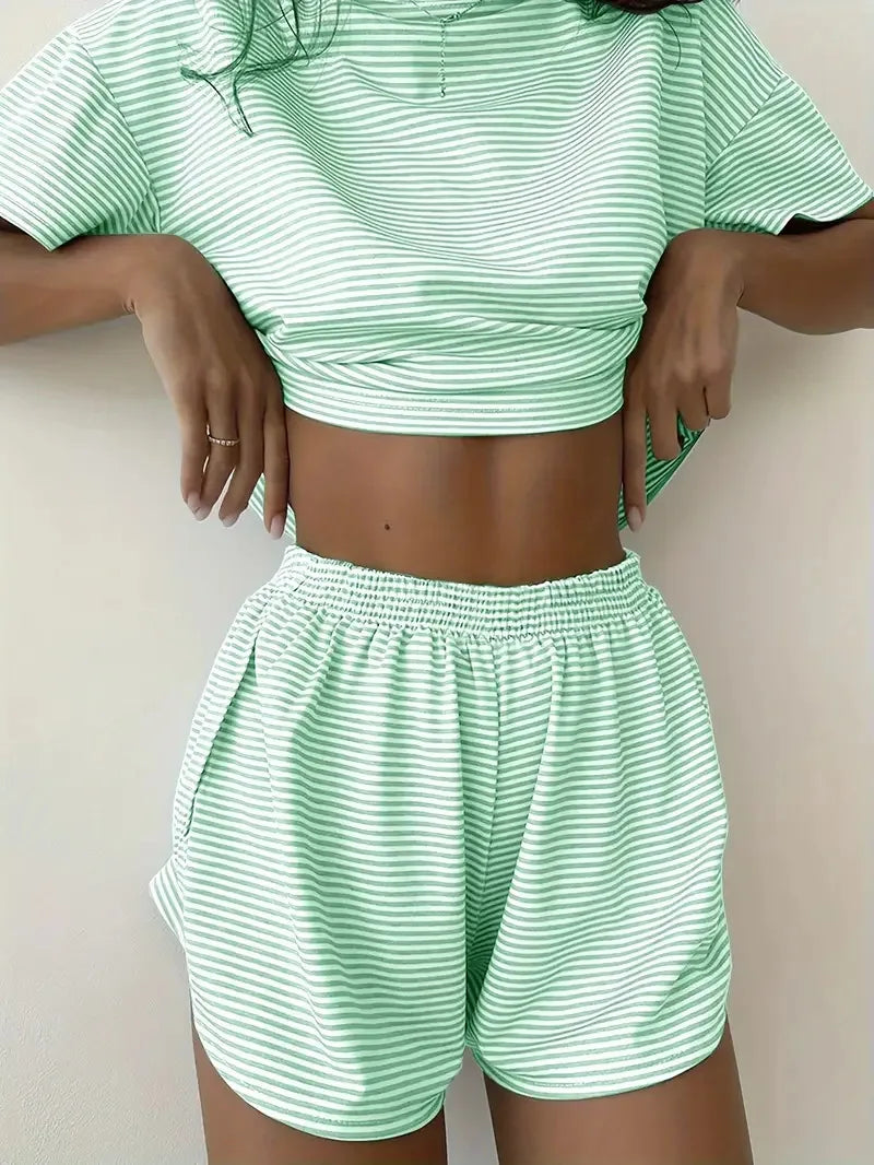 2026 New women's striped pajama set summer short sleeved T-shirt and shorts 2-piece set home wear casual loose round neck pajama